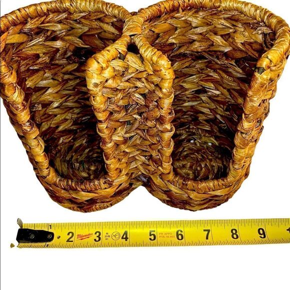 Vintage Double Wine Bottle Woven Wicker Tote with Rotating Handle 14x8 - Picture 7 of 8